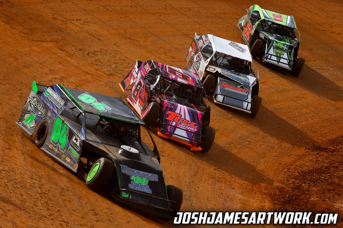 A group of IMCA Sportmods race in formation at the dirt covered Bristol Motor Speedway during the Bristol Dirt Nationals! #joshjamesartwork https://t.co/BAFB5sAy4a