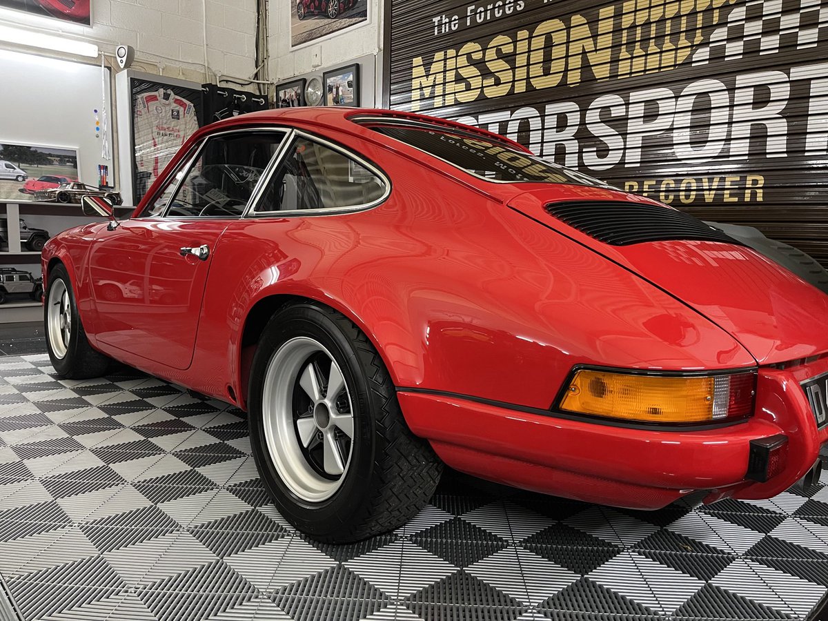 perfectionvalet's tweet image. Another couple of 911’s at PVHQ. The red one isn’t quite what it seems! #pv2021