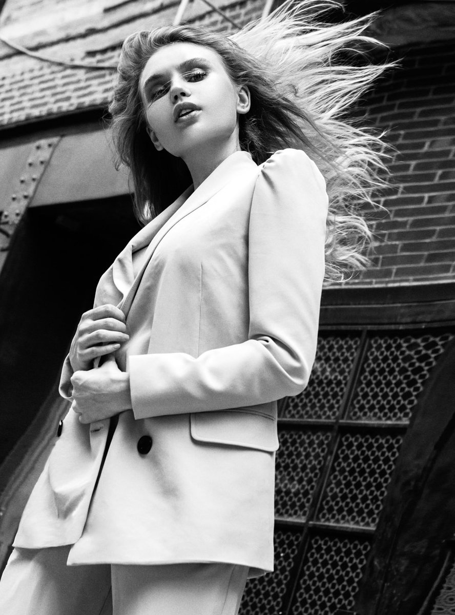 elena___matei's tweet photo. Shoot in New York by Alessandra Fiorini https://t.co/cGp6Dvppsc