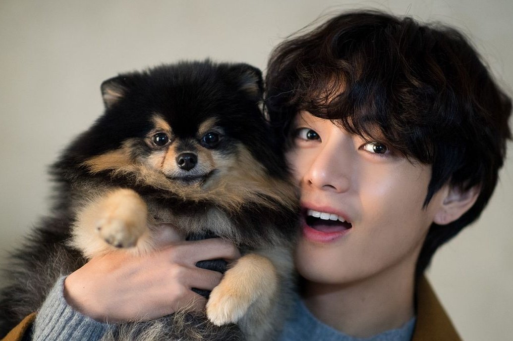 goldmoon2108's tweet photo. Happy Birthday Taehyung 🎂 gracias por hacer increíbles canciones, vive feliz siempre 💜💜💜🐻🐯
#HAPPYVDAY #vday 
#HappyBirthdayTaehyung #V 
#SoulSingerV #TAEHYUNGDAY
#SnowPrinceTaehyung #TAEHYUNG 
#아미바라기겨울곰_태형아생일축하해 @BTS_twt https://t.co/7yolgd99z2