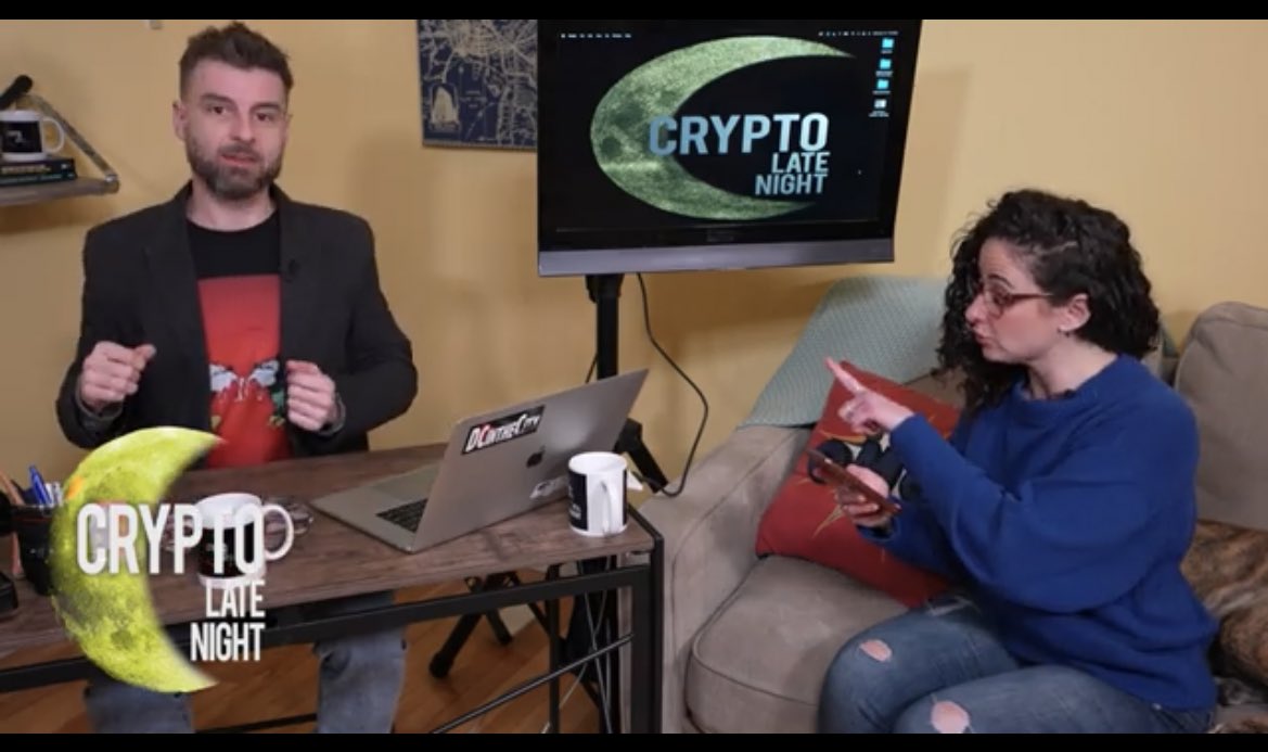 HOLLYWEIRDZ420's tweet photo. Make sure you go check out the whole crew and show them some WEIRD love
@dcinthecity
@cryptolatenight
@Gee2Lorie
https://t.co/700U7CYTpO
#nft #nfts #cryptolatenight #crypto https://t.co/nRF10kRjAn