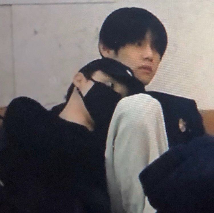 lumejeon's tweet photo. @BTS_twt “My love” THE TEARS WONT STOP https://t.co/0kKwxJ5ca8