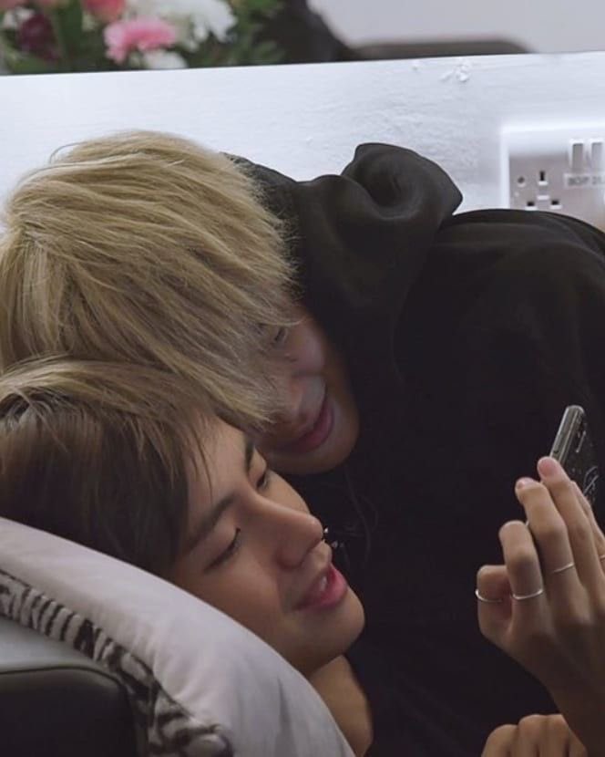 lumejeon's tweet photo. @BTS_twt “My love” THE TEARS WONT STOP https://t.co/0kKwxJ5ca8