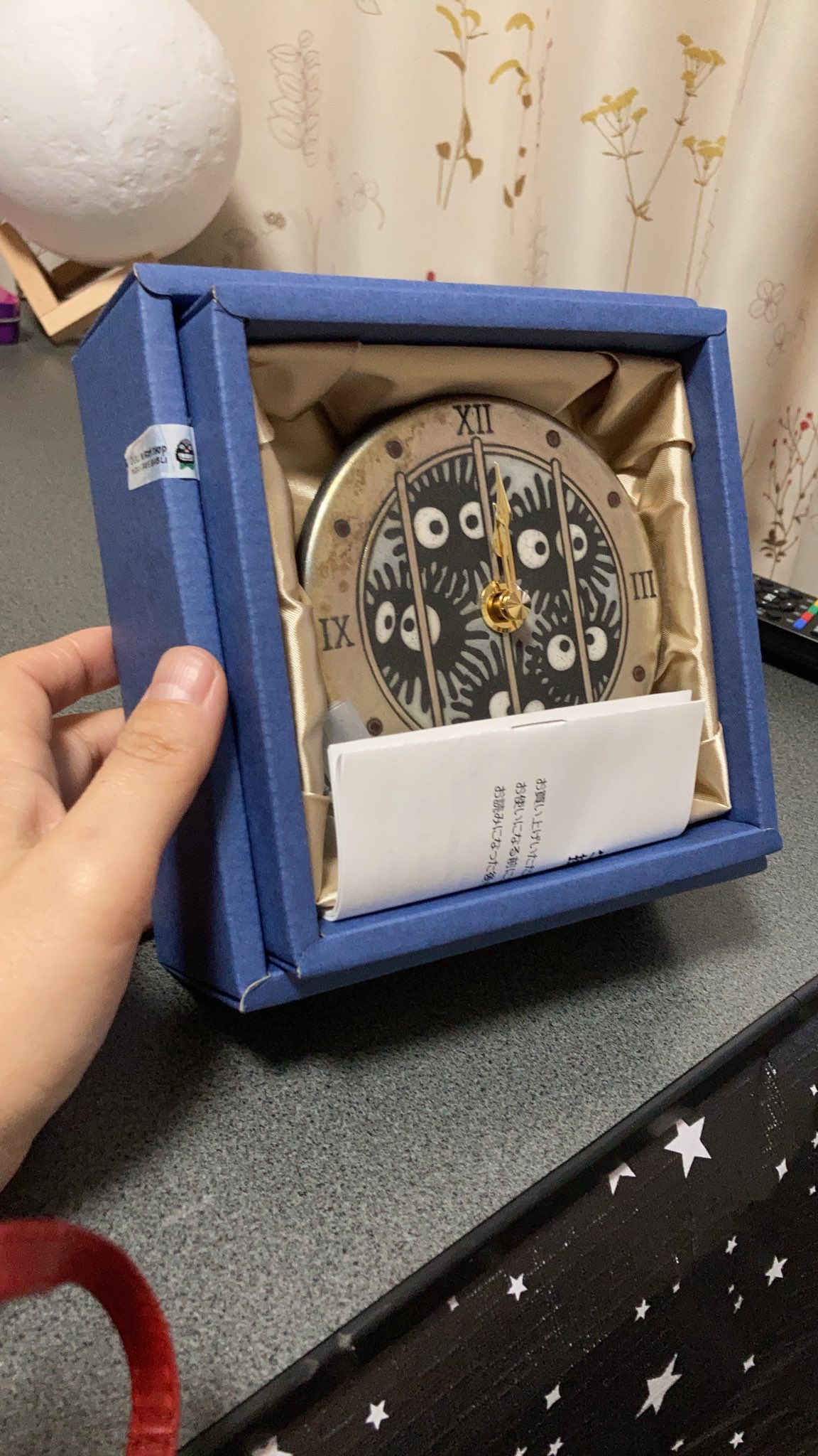 ジブリ美術館オリジナル 「クロスケ潜水窓」時計となりのトトロ くろすけ