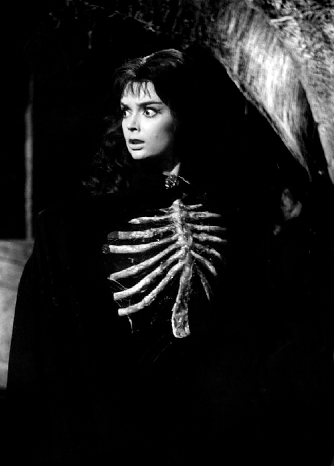 Happy birthday to the original Scream Queen, BARBARA STEELE, born today in 1937! 