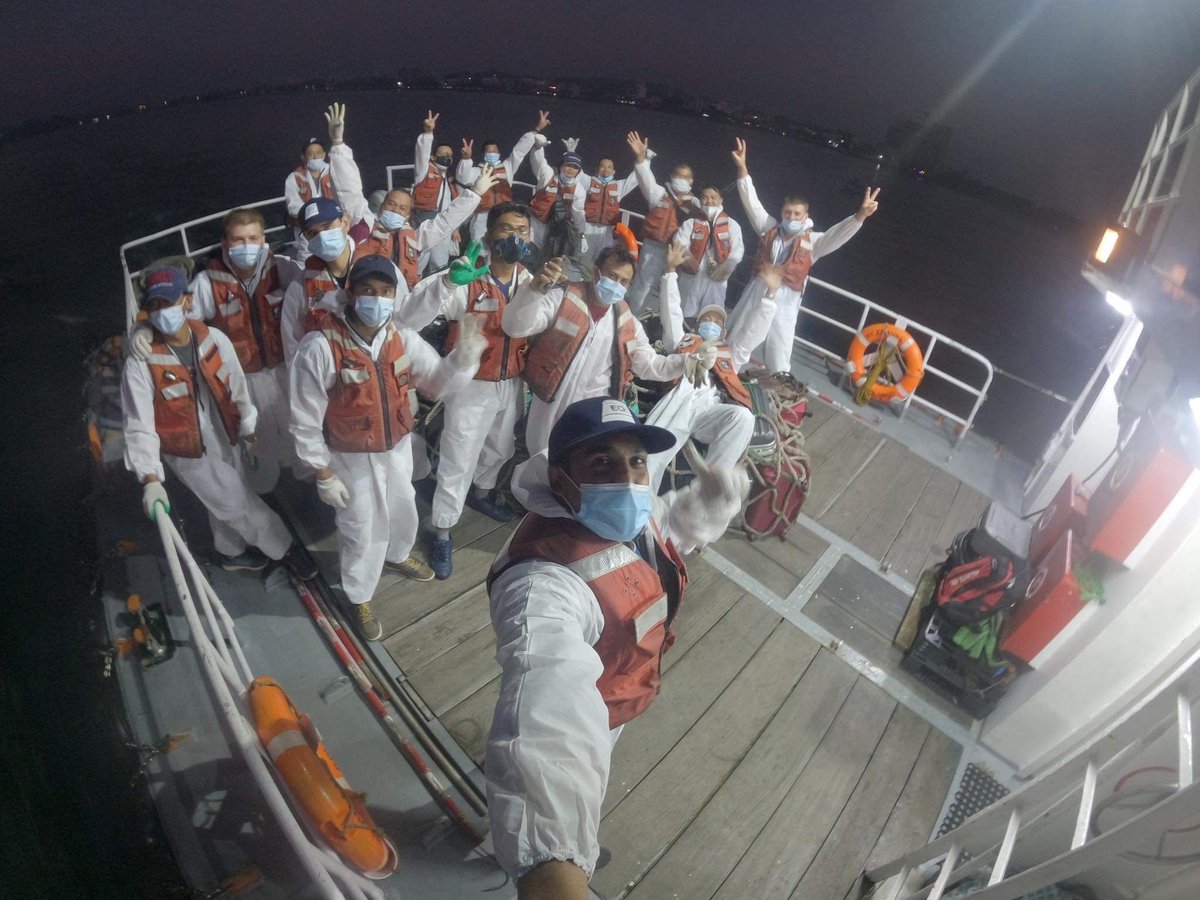 Many thanks to 2nd Engineer Asanka Arunapriya for this happy photo of a crew change on the Jan Oldendorff at Galle, Sri Lanka.