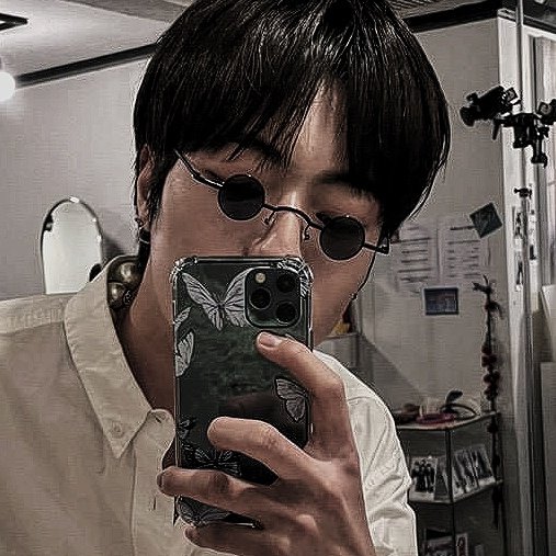 EBOYHRT's tweet photo. #HARUTO cool in white https://t.co/PUi0OKBBEv