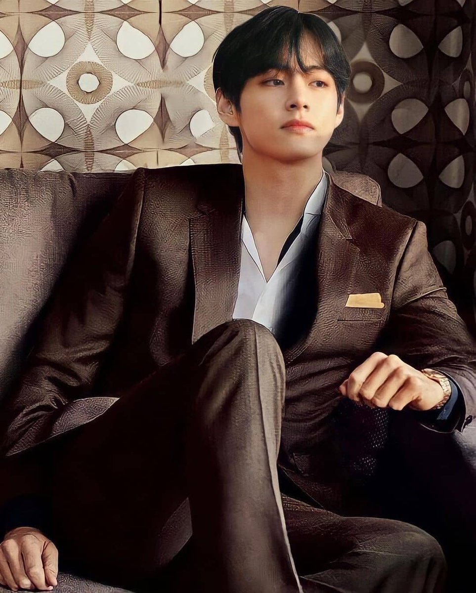 1_True_7's tweet photo. Happy Birthday V🎂 i wish you the world's happiness and great health. you are the most amazing person don't ever forget that..so many people loves U,admire U, adores U,inspires by U. Hope you enjoy this special day with you specialones,family with great joy @BTS_twt @btslinkita https://t.co/QgL51RGmEY