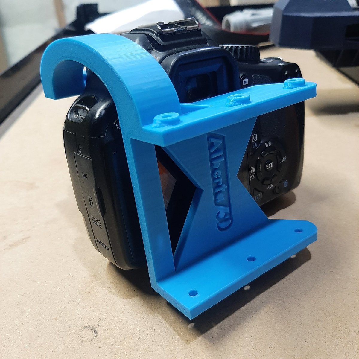 alberta3d's tweet photo. 📸 My mount for my DSLR camera to hang from the ceiling is finished!
I will upload it to https://t.co/fkhyXdl9SD
this evening.
@Canon fans. Can you tell me if this will fit other Canon rebels?
I designed it to fit the t2i
#eosrebel #3Dprinting #canonphotography #photography https://t.co/7GXkw50cay
