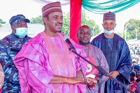TrackaNG's tweet photo. EXPOSED!!!

Sen. Ahmed Alkali of Gombe North Sen. District, Gombe State, arrests citizen for demanding accountability on constituency projects implementation.

This is a gross abuse of human right and we demand the released immediately of the citizens @PoliceNG @PoliceNG_CRU https://t.co/5F63xmzBeL