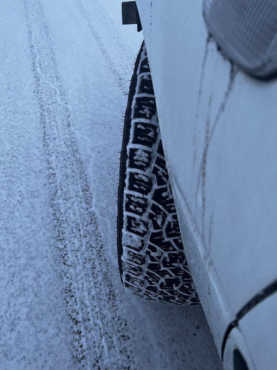 xaycob's tweet image. Twitter sees it first: wagon is officially winter certified