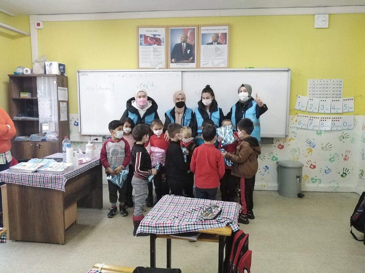 beyzznur4's tweet photo. Bir çocuk gülse dünya güler.❤️

@coskunguven78
@m___ozkeskin
@KarabukKYGM https://t.co/wjLEUgT5AL https://t.co/Sf0rWgZGZ0