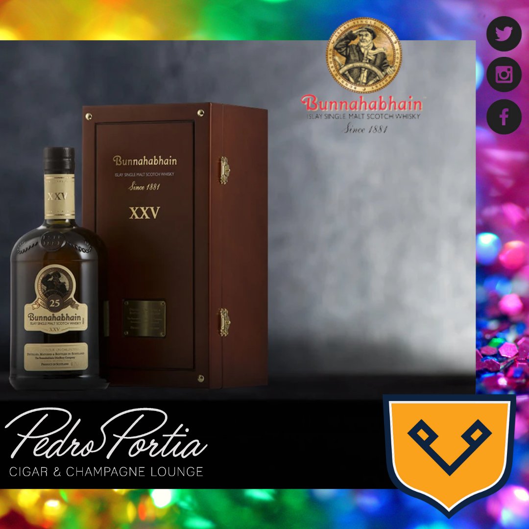 PedroPortia's tweet photo. Celebrate the last week of the year with only the finest - Bunnahabhain 25 Year Old Islay Single Malt Scotch Whiskey!
-
-
-
-
-
-
#bunnahabhain #25yearold #islay #singlemalt #pedroportia #pedroportiasa #fourways @cedarsquare #cedarsquare #southafrica https://t.co/7DJDnHg8hX