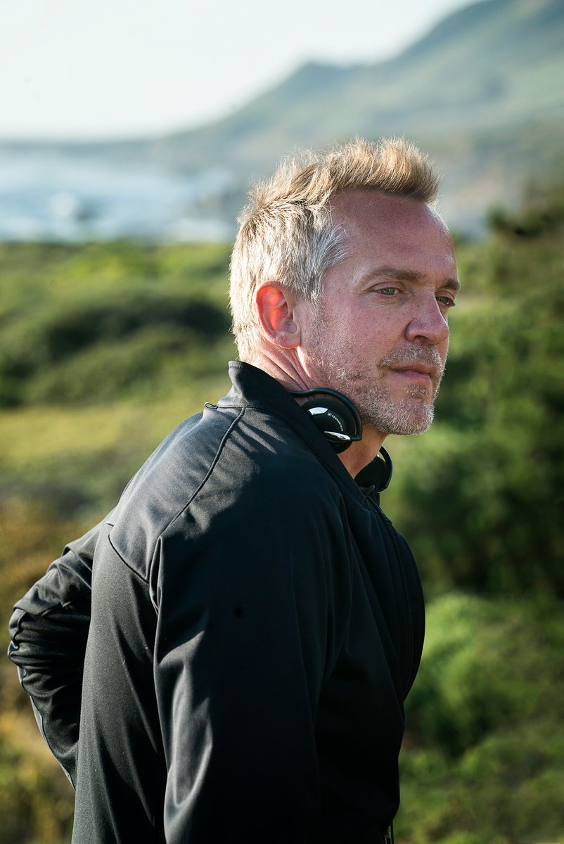 🕯️ Remembering Jean-Marc Vallée (1963-2021) 🕯️
One of the most awarded Quebec filmmakers in the world, Vallée was a master of emotion and acting. We extend our sincere condolences to his family and loved ones.

(📸 <a href="/HilwithoneL/">Hilary Bronwyn Gayle</a>)