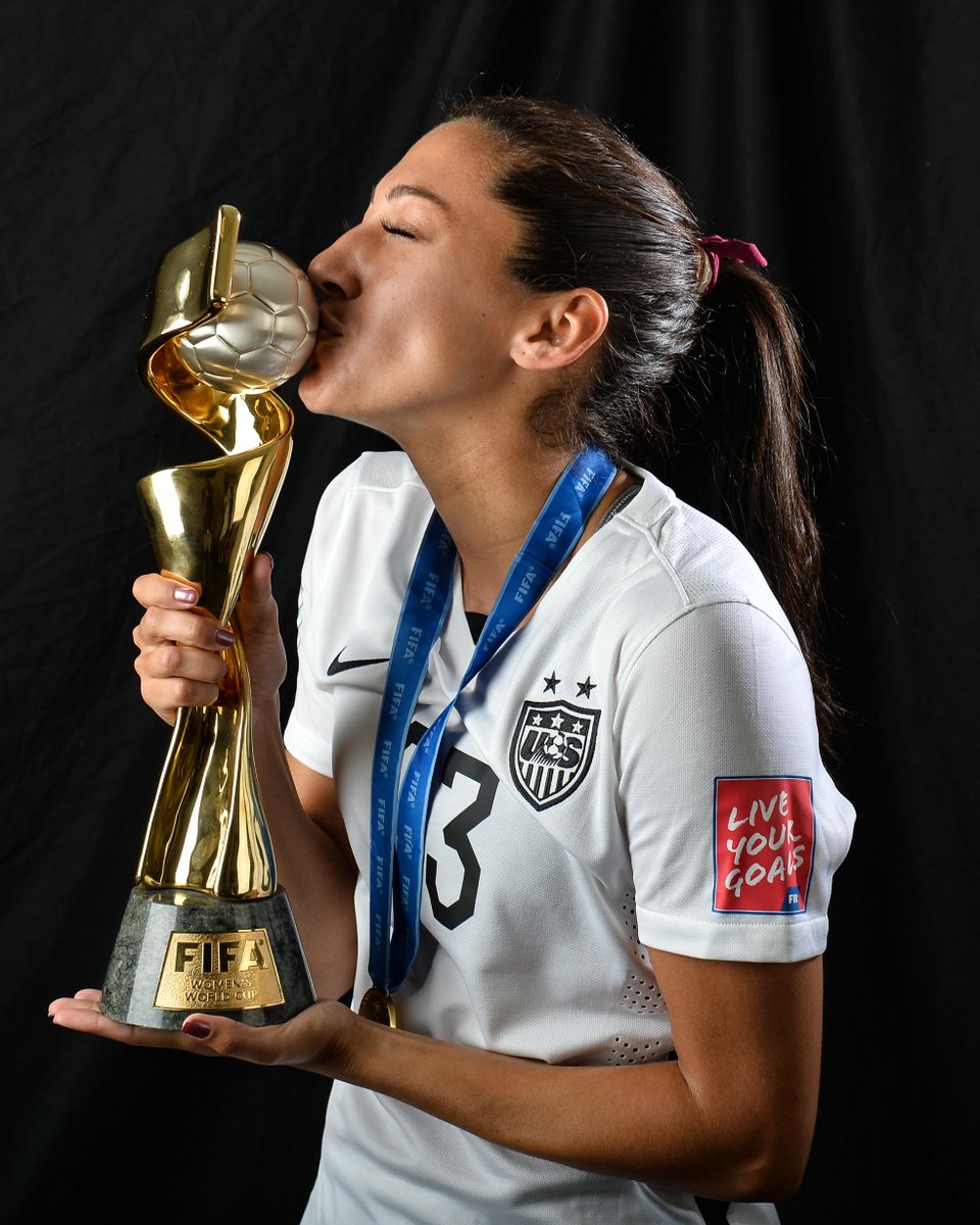 USWNT's tweet photo. Tap the❤️to send the happiest of birthday wishes to @ChristenPress today!!! 

🎂🎂🎂🎂🎂🎂🎂🎂🎂🎂 https://t.co/maX7Td0oNK