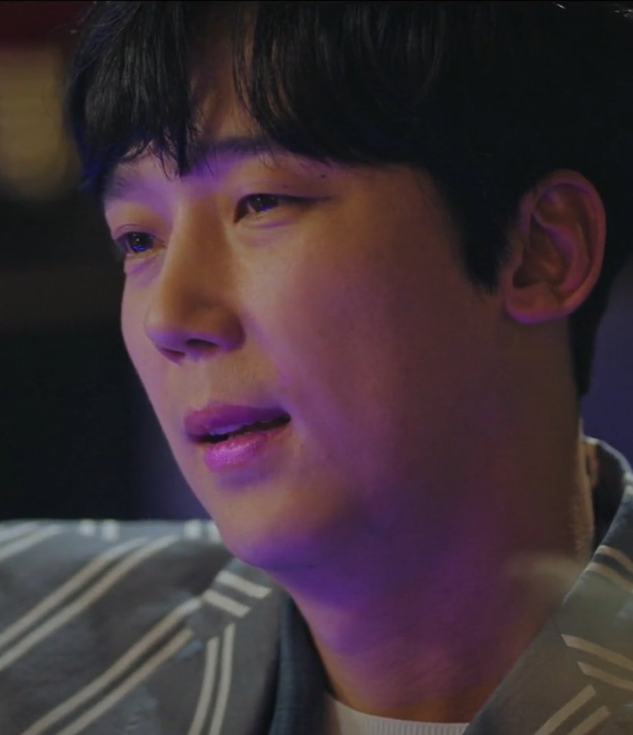 dearlanfear's tweet photo. As a newbie who currently watching Penthouse, Iam very mad at the writer didn’t made this hot couple end game 😕😔 #CheonSeoJin #HaYoonCheol #CheonHa https://t.co/JfYHfXHBr1