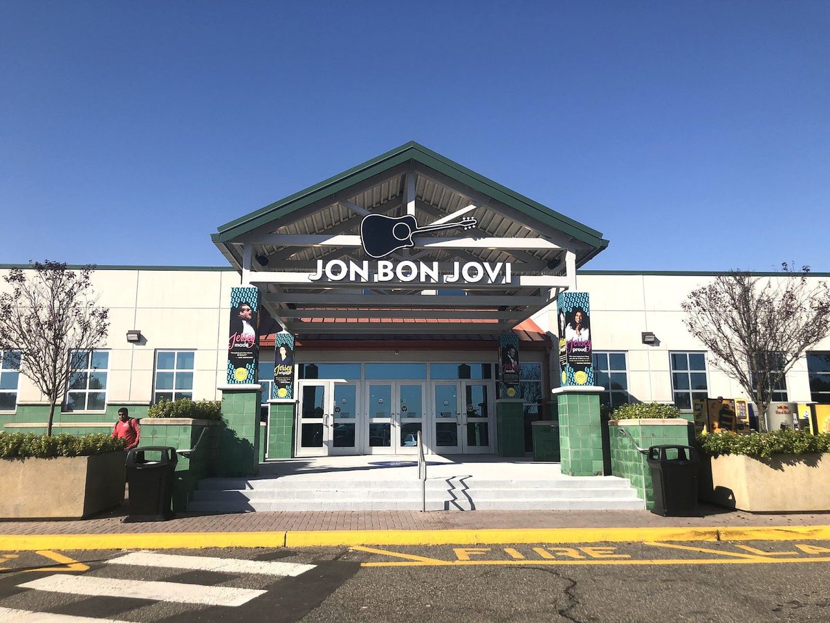 jonbonjovi's tweet photo. We’re half way there… https://t.co/G2LFL3u48l