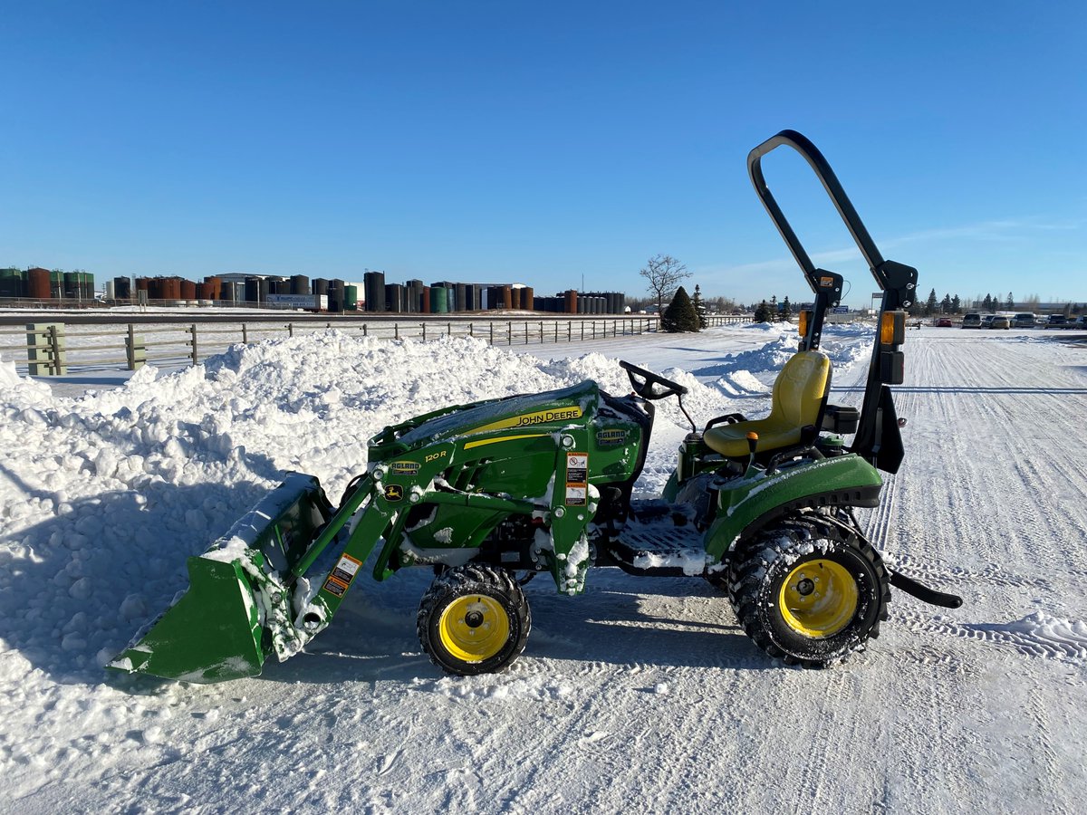 New Years Resolutions?  How about adding some more green to your life?  The John Deere 1023E Compact Tractor with 120R Loader is in stock and ready to go!   $21,799 + gst.  0% Financing Happy New Year to you!  💚  bit.ly/32JFDRI  #tractor #new #finance