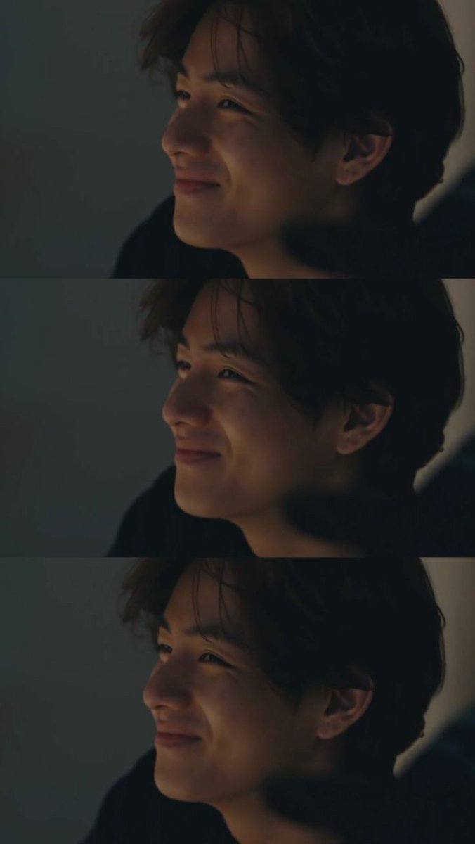urmilaope's tweet photo. Taehyunggg Happpy birthhdayy:)))))
We're blessed with your soothing voice,cutest smile,soft nature, pretty face and your whole existence<3
 @BTS_twt
Thank you so much for everything... may you live long💓  #HappyBirthdayTaehyung  
#WinterMiracleV 
#HAPPYVDAY https://t.co/24c7kFNXXq