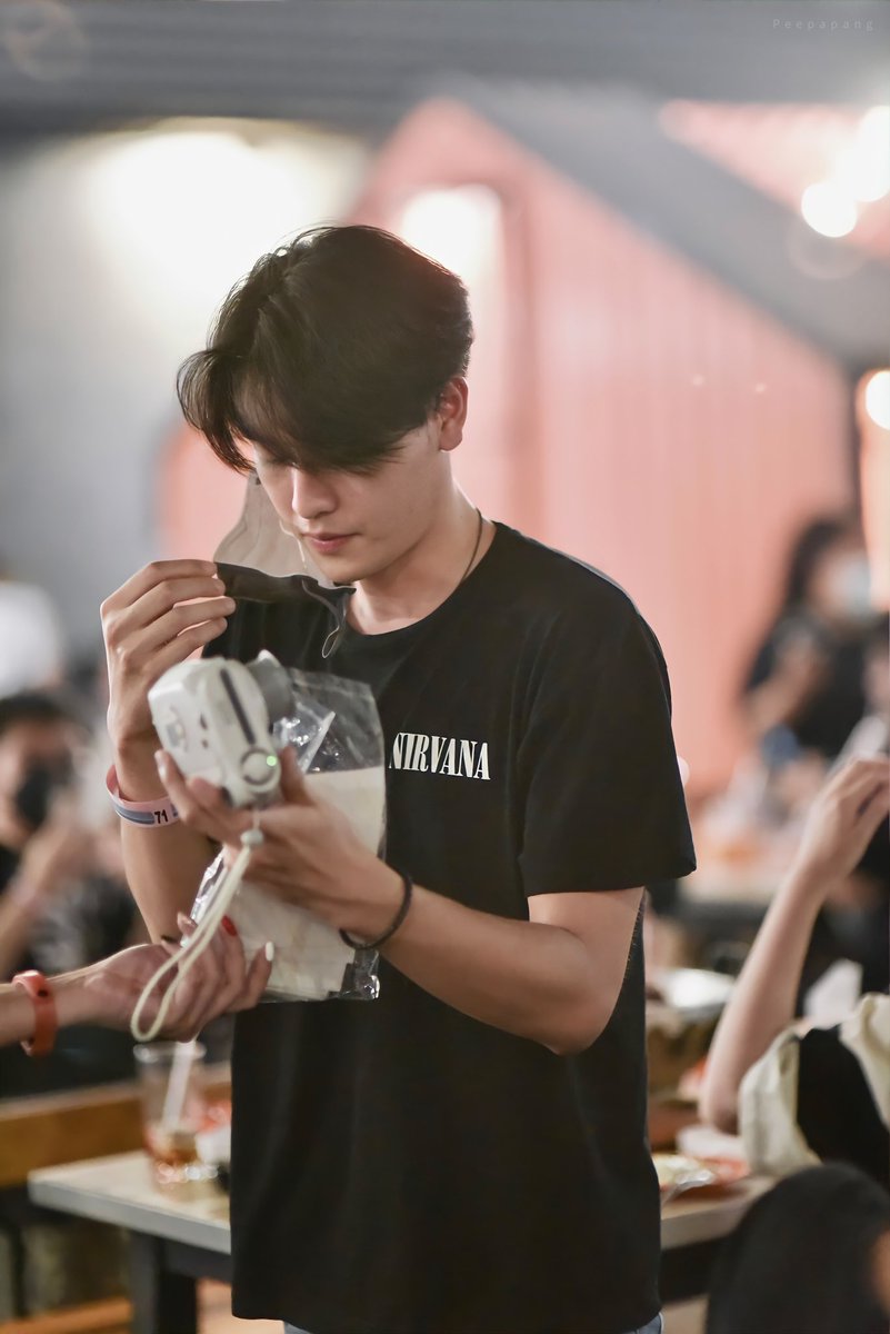 Peepapang_lly's tweet photo. นายๆ คือลูกชายเลาหล่อมาก ✨

#เลบอกหมูกระทะ https://t.co/hfUTzgJWuM