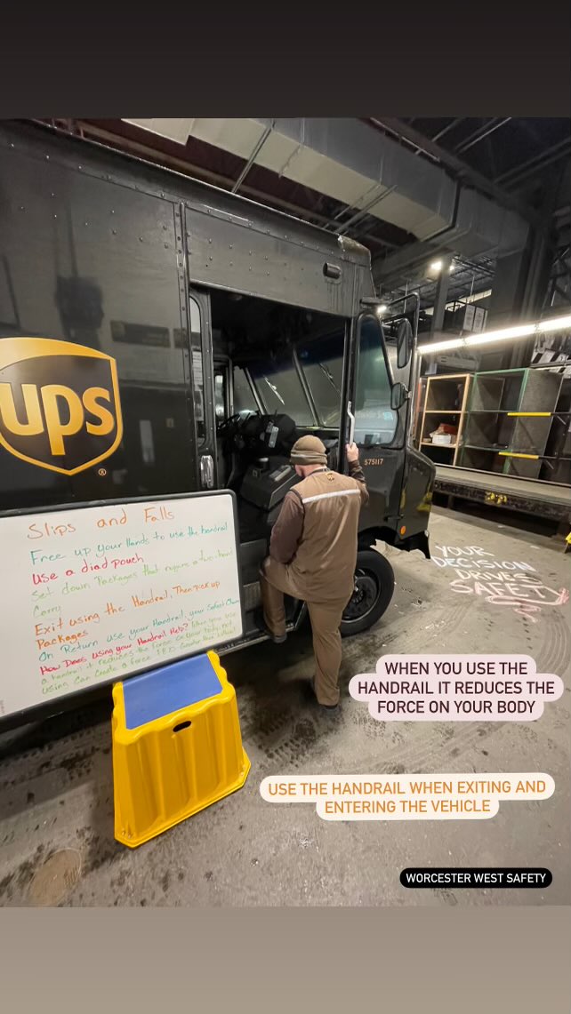 Worcester safety!  ⁦<a href="/safetyfirstNED/">Northeast District Safety</a>⁩ ⁦<a href="/Erickalyons/">Ericka Lyons Golia</a>⁩ ⁦<a href="/amy_madeira/">Amy Madeira</a>⁩ #NEDPeak2021