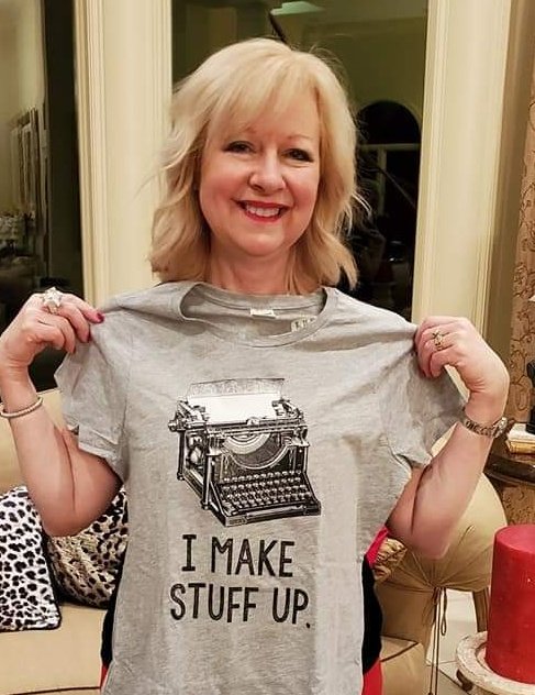 bethcarter007's tweet photo. Why, yes. I certainly do. I love this gift from my mom! #writerslife #WritingCommunity #amwriting #amediting https://t.co/cMqkDJe6yJ
