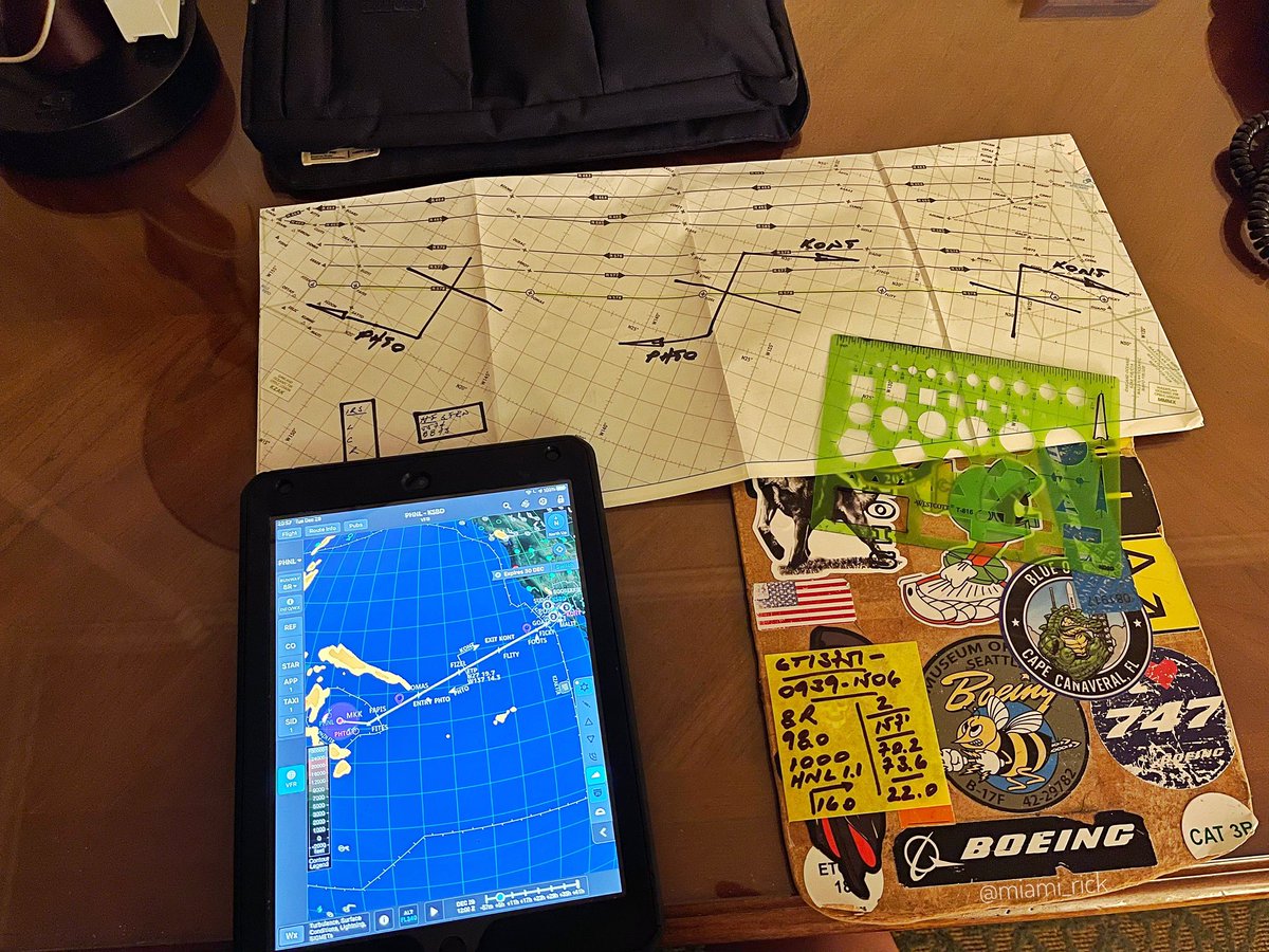 Last one of the year.. Light load at only 22K lbs! The chart is plotted, the route verified and the coffee brewed. #aviation #airlinepilot #pilot #PreFlight