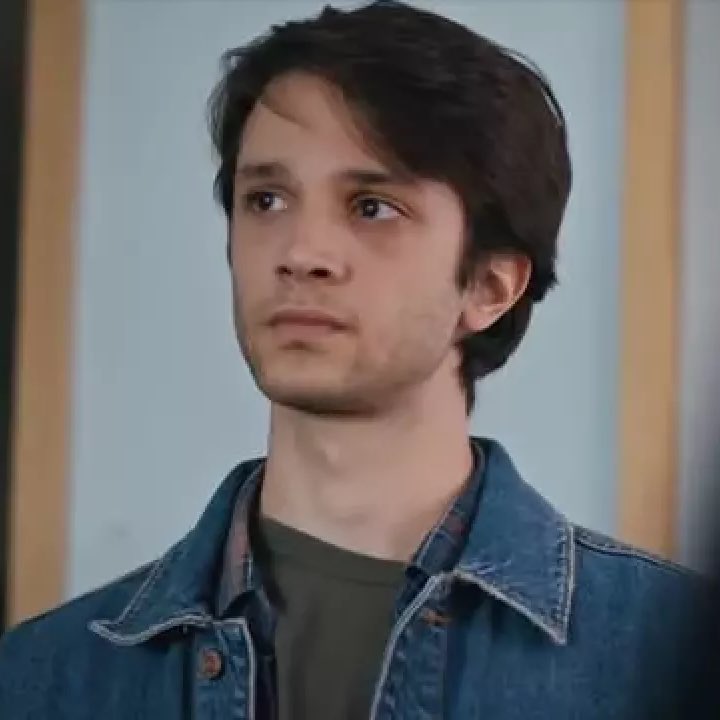 Арду анарат. Арда анарат актер. Арда анарат сейчас. Арда анарат чукур. Арду анарат.