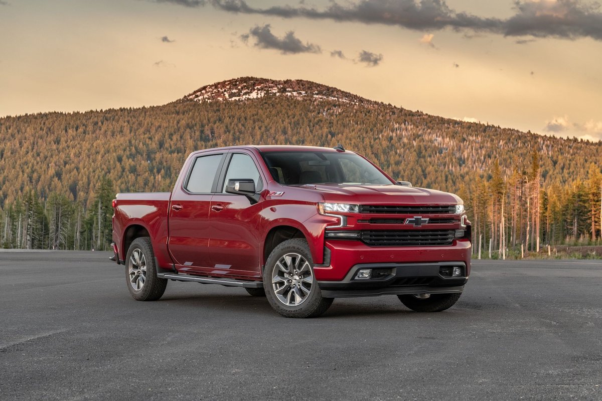 Create new memories with a #Chevrolet #Silverado1500 vehicle by your side! #GalleriaChevrolet