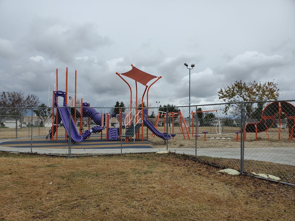 Bakersfield_Cal's tweet photo. WARD WEDNESDAY

Windsor Park sits in Ward 4.

It's one of 12 parks getting new playground equipment as part of a rehab project funded through the Public Safety &amp; Vital Services Measure (Measure N).

The $330K project is expected to be complete next month.

#WardWednesday #Ward4 https://t.co/itCgCt5x4K