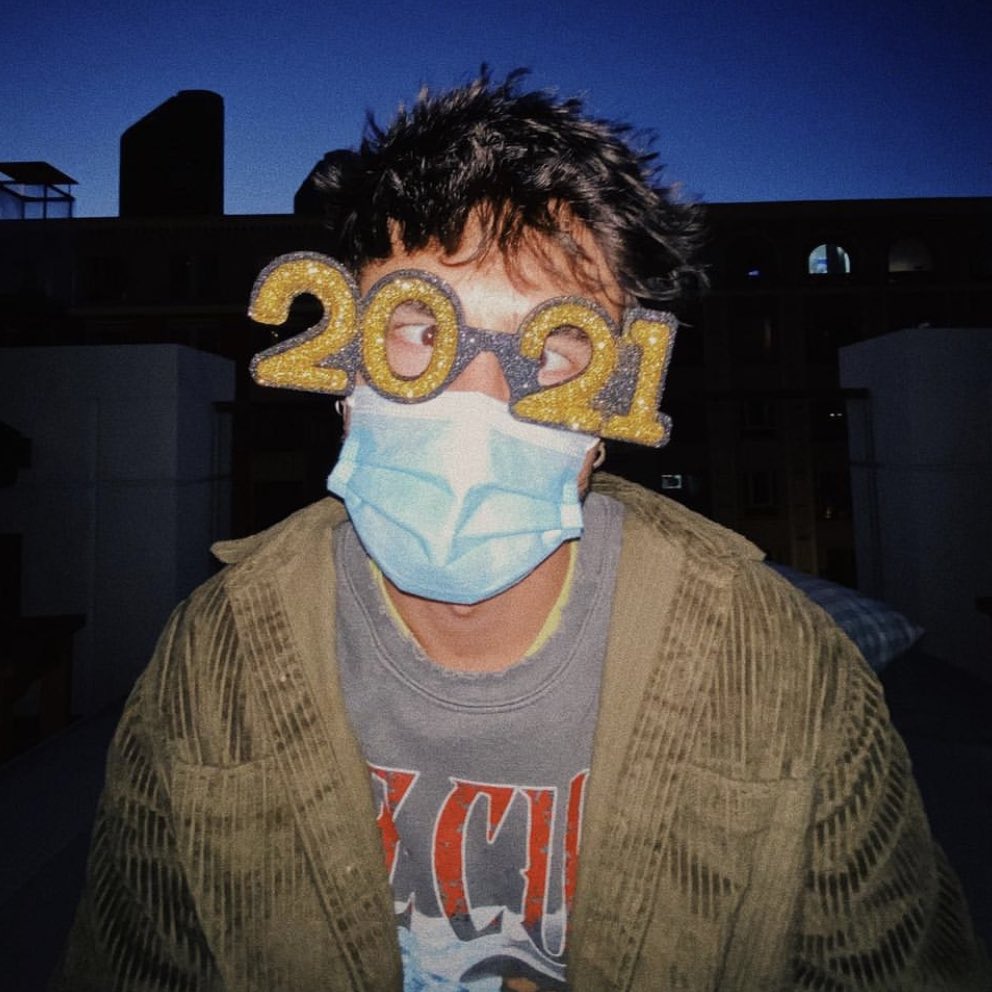 trapsoulkian's tweet photo. it’s almost that time again i hope kian keeps up with this tradition https://t.co/4CqTnARVZI