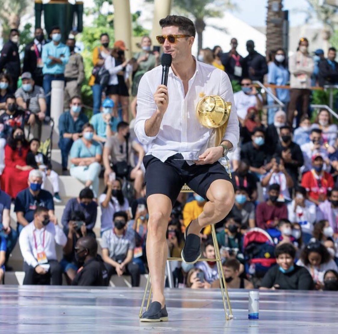 ليفاندوسكي: الكثير من المشجعين يشاهدون فقط الاحصائيات ، اذا سجلت هدفاً فانت قدمت مباراة كبيرة ، وإذا لم تسجل فانت لم تلعب مباراة كبيرة ..