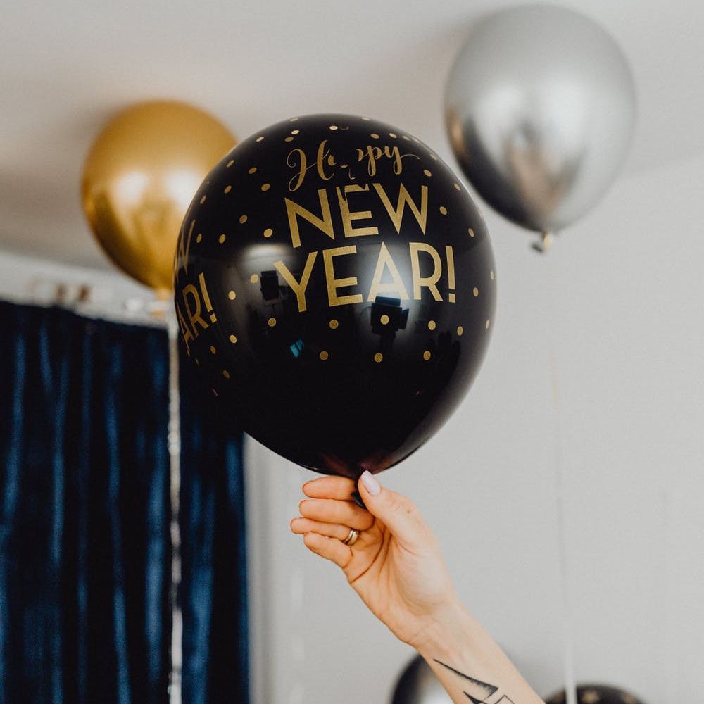 Hosting a New Years Eve party in #Boston this year? We can help plan the perfect first night. Whether it be picking up decorations or finding the perfect champagne, let Simplified help you ring in the new year right.