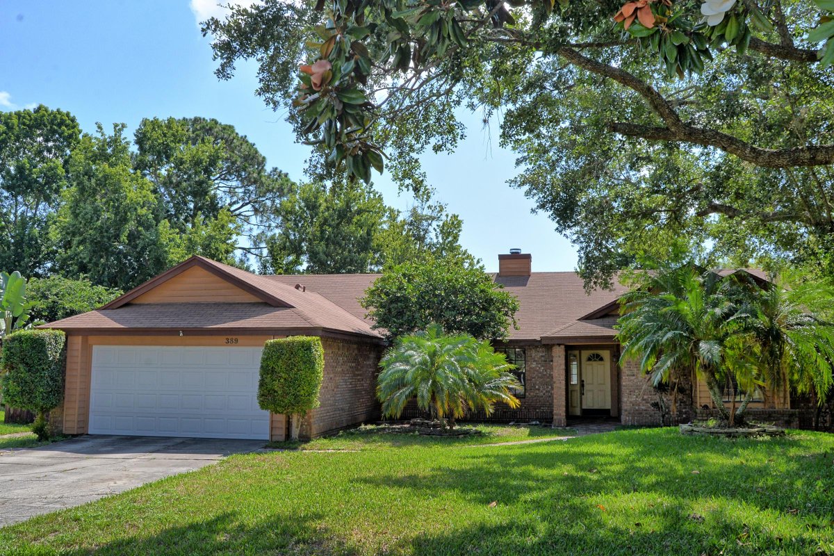 JennFlaRealtor's tweet photo. I have a new #listing in #LakeMary #FL  https://t.co/uhPc3ZbfwY https://t.co/2eg2qTSaOZ
