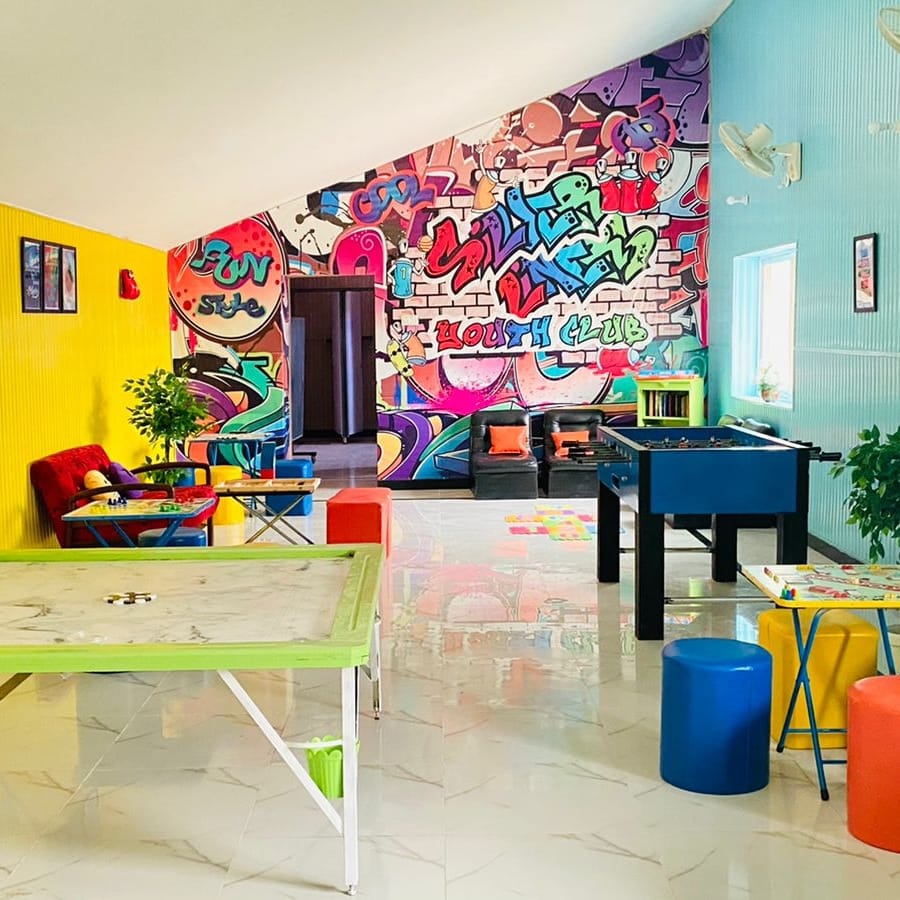 silverlinersorg's tweet photo. SilverLiners Youth Club is a fun &amp; vibrant place with different interactive games for kids to enjoy &amp; have Fun! A No Mobile Zone!

Open to children from 8 to 15 years old for both boys &amp; girls. Strictly for kids living in Rawalpindi. 

Register
https://t.co/RLwzRbOULf

#Parents https://t.co/cuLLc0Cu84