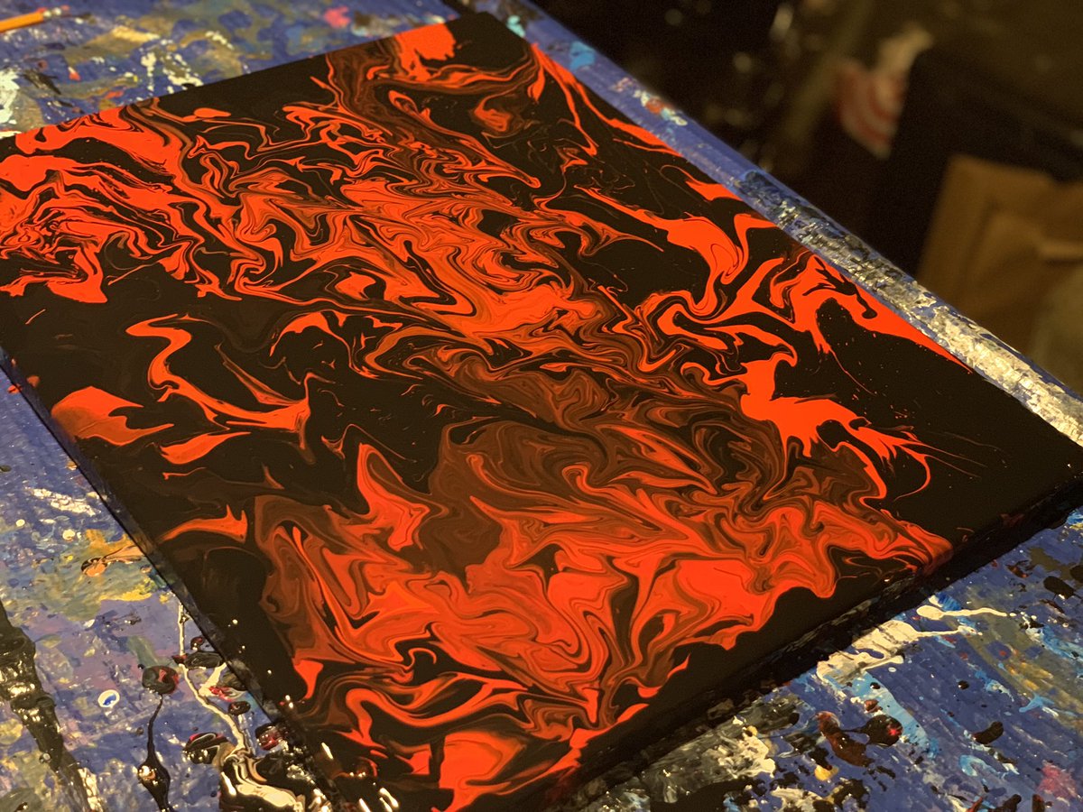 mrceemoore's tweet image. Tell me what do you see