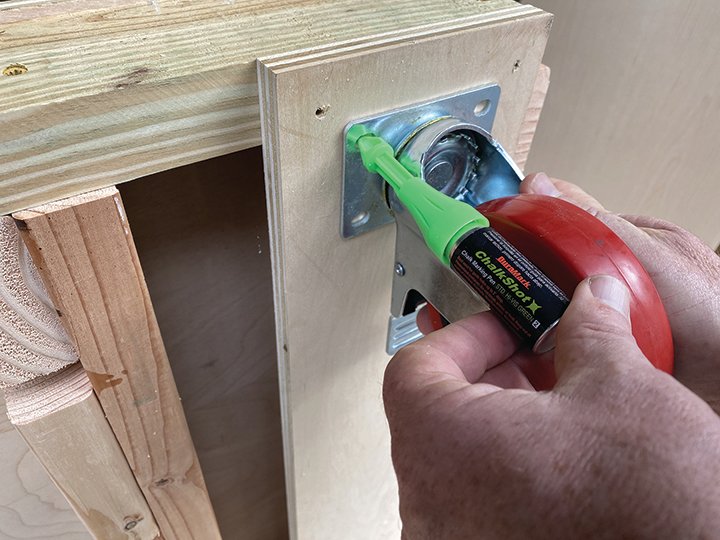 Duramark’s ChalkShot from U.S. Tape provides a unique, high-visibility, nonpermanent marking hard-to-mark surfaces.

Read the full article here:
bit.ly/3o6rC97

Duramark #buildingmaterials #lumberyards #lumberdealers #LBM