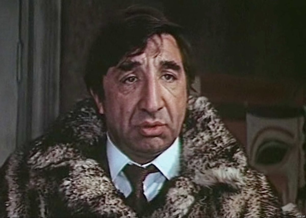 фрунзик мкртчян одиноким предоставляется общежитие яичница. утром омлет вечером омлет. одиноким предоставляется общежитие мкртчян. одиноким предоставляется общежитие. одиноким предоставляется общежитие мкртчян.