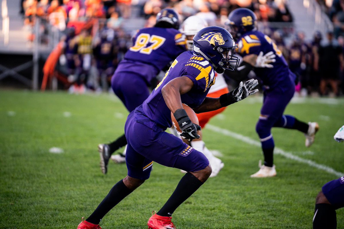 After a GREAT conversation with <a href="/CoachJDominguez/">Jerry Dominguez</a> I am blessed to receive an offer to continue my athletic and academic career at Western New Mexico University <a href="/CoachMohns/">Jason Mohns 🔱 🏈</a> <a href="/saguarofootball/">Saguaro Football</a> <a href="/MaxTabach/">Max Tabach</a> <a href="/Coachcam3Jim/">Jim Camarillo</a>