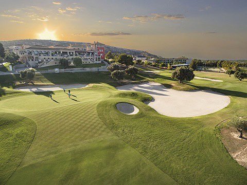 Time is running out to enter our competition to win a 3 nights stay at the the stunning @lafincaresort. The Winner will be announced on New Years Day! 

Check our pinned tweet to enter 🥂⛳️🇪🇸 #lafinca #golfinspain