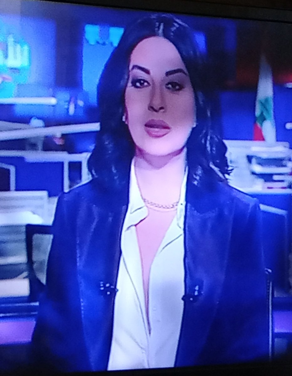MinJami3o's tweet photo. مش كأنوا منى مكبرة الفتحة شوي كتير؟؟؟ https://t.co/UHbRHjpDUw