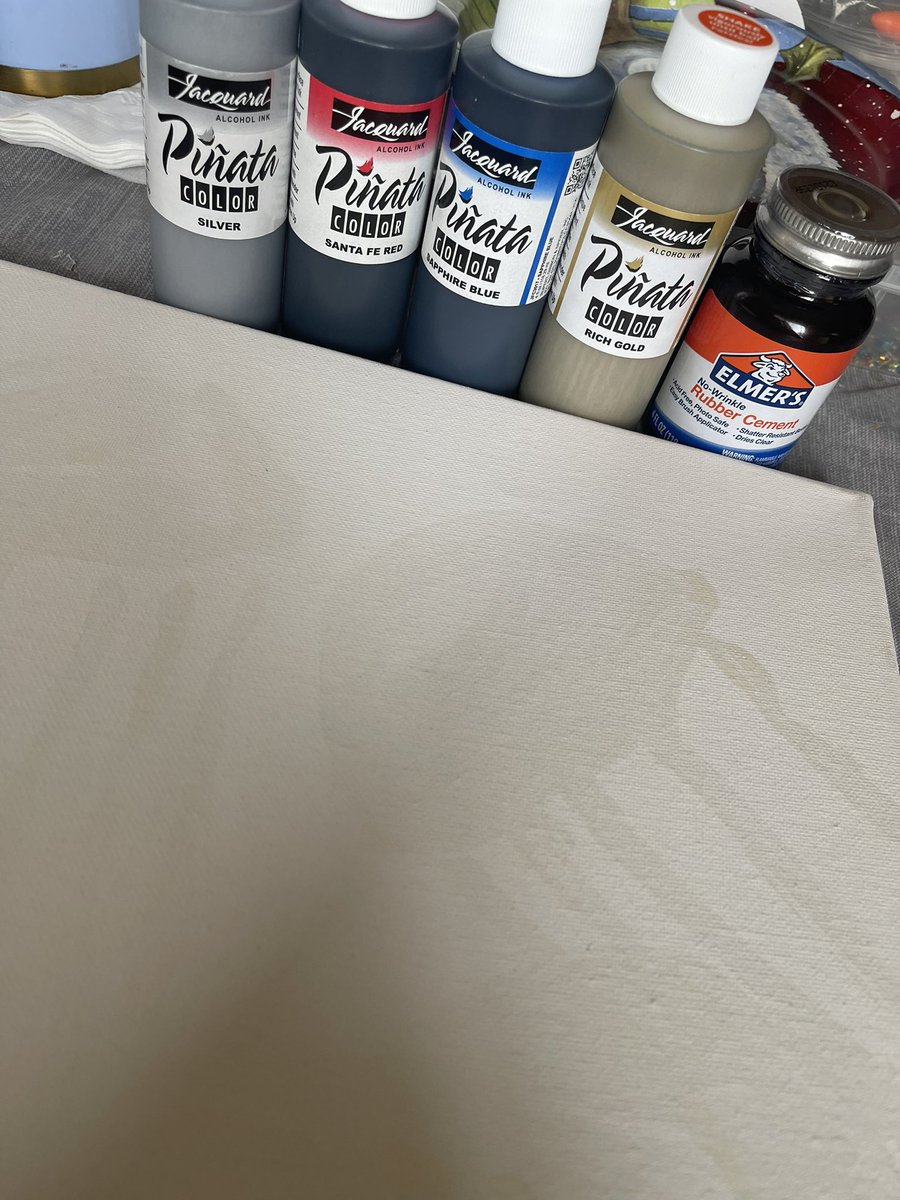 MariannaDeBolt's tweet photo. Feeling creative. #artistsontwitter #artlife #art #alcoholink #rubbercement #creativity https://t.co/SXUNYVpe0S