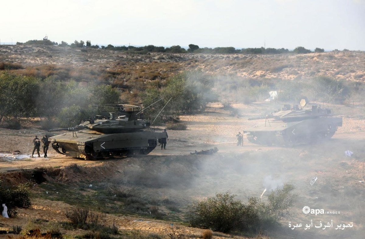 AbuAliEnglishB1's tweet image. Pictures of the final maneuver of the joint faction #military_exercise today in #Gaza.