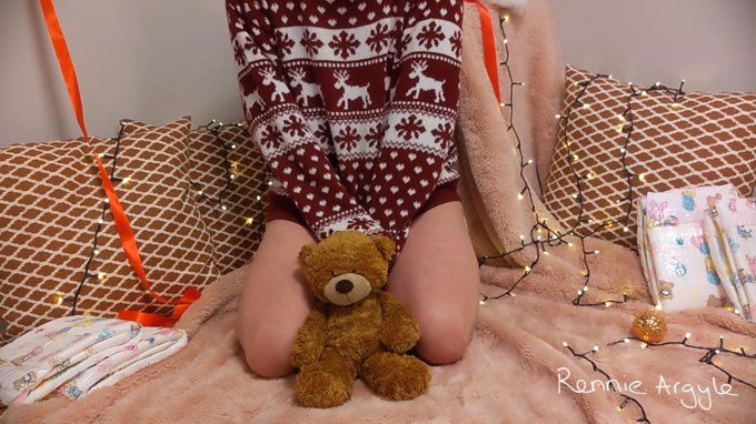 Rennie Argyle’s pics and videos