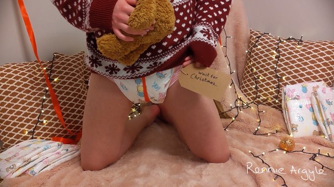 Some pics from when Mummy caught me opening my Christmas presents early... #femboy  #abdl #ageplay https://t<a href="/tag/ageplay"class="tags"><span>#ageplay</span></a><a href="/tag/abdl"class="tags"><span>#abdl</span></a><a href="/tag/femboy"class="tags"><span>#femboy</span></a>