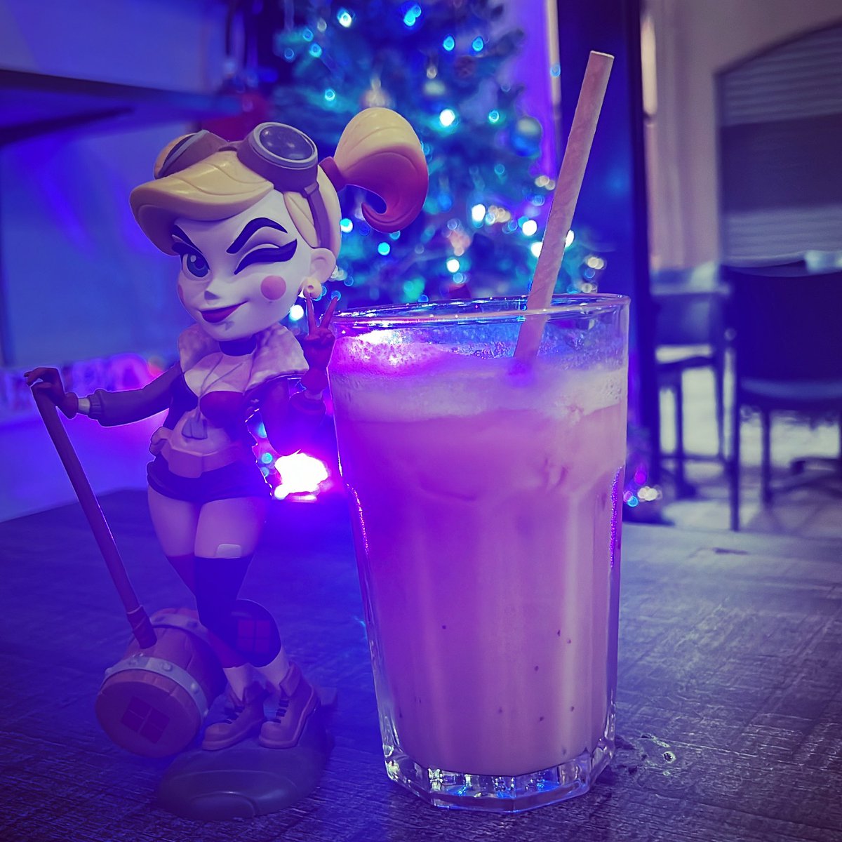 L’Addon, doux et réconfortant cocktail à base de rhum 🍹

#warpzone #cocktails  #barcocktail  #toulon  #hashtagtoulon  #toulonmaville