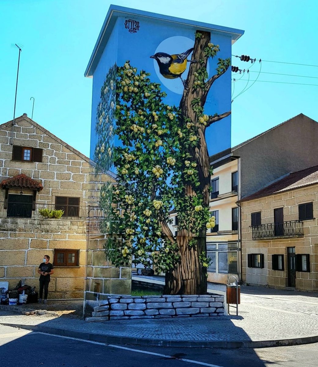 MolinaStreetArt's tweet photo. Art by French StylerOne in Sabugal, Portugal (2020) #stylerone #sabugal #streetart #lamolinastreetart 📷 via artist https://t.co/jmDLlEXInI https://t.co/ppwhaevYaf