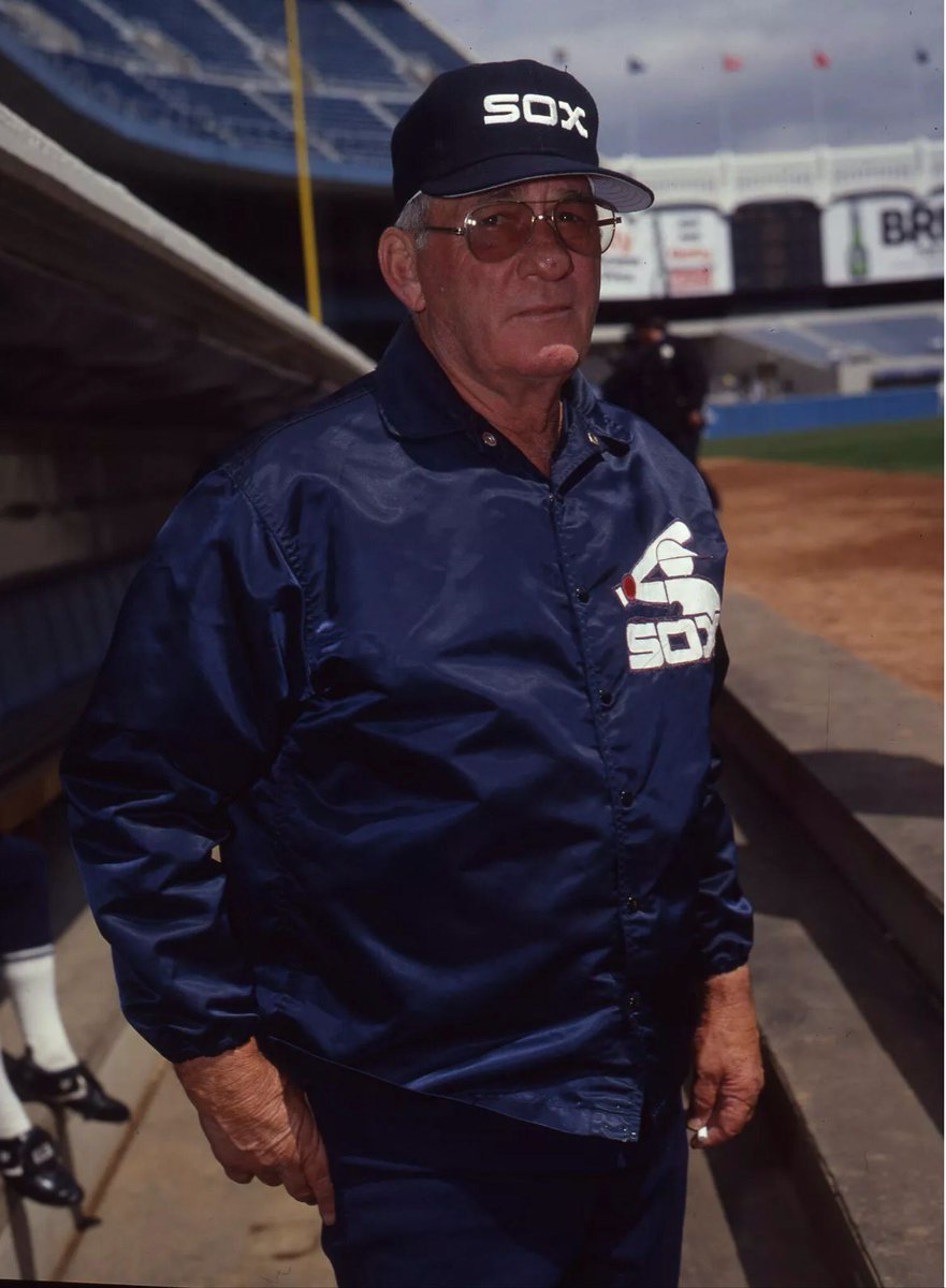 PolyesterUnis's tweet photo. Bob Lemon, 1977 @whitesox #WarmupJacket https://t.co/jpEwMCXfX3
