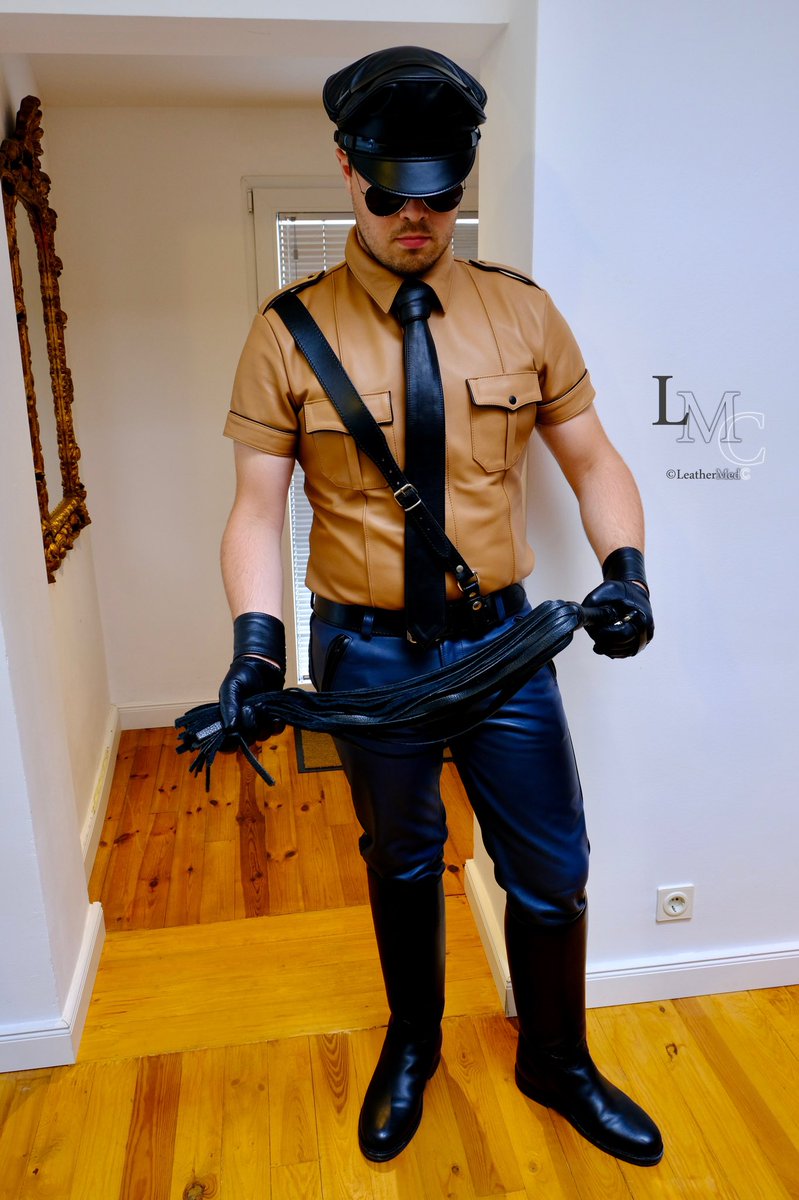 Bend the fuck over and get ready for a proper whipping!😈