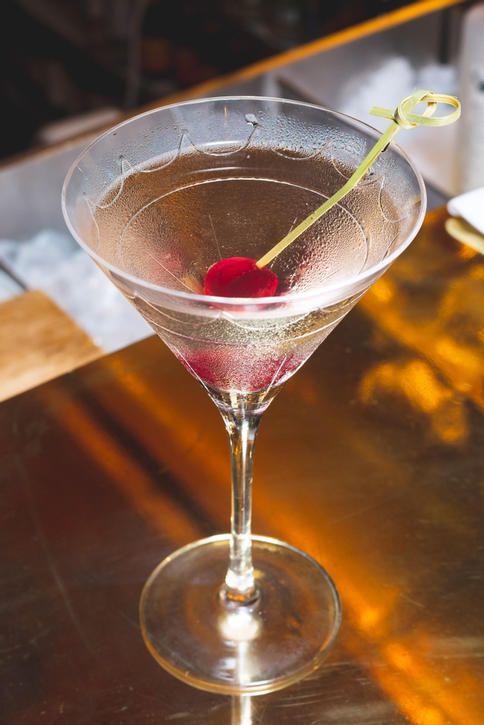 lorbespirits's tweet photo. This is our favourite time to visit London #hotelbars for a Martini! https://t.co/GHqypH7gAO